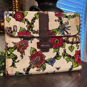 SAKROOTS tablet iPad clutch case